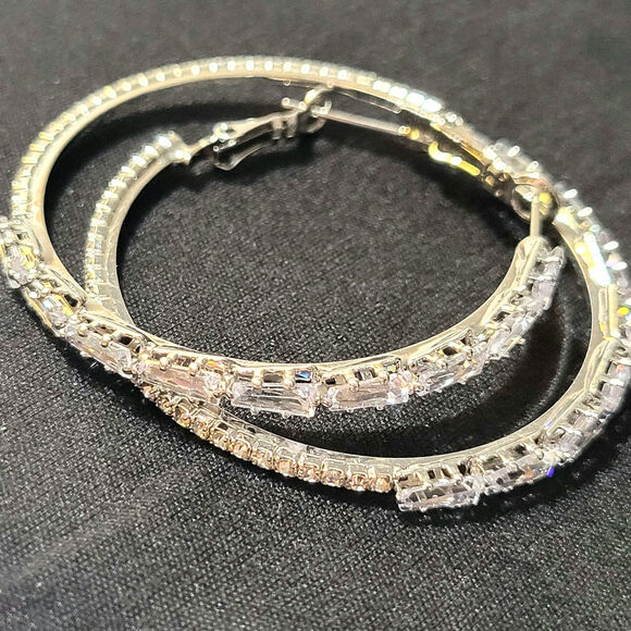 Stylish Silver Plated Hoop Earrings - Picture 3 of 11